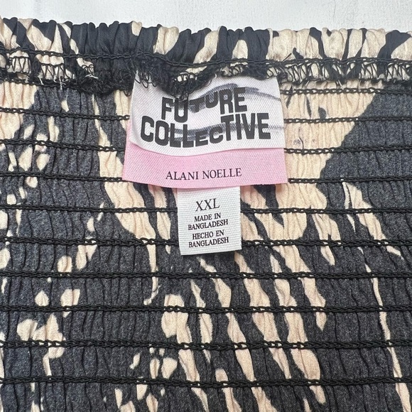 Future Collective by Alani Noelle Black and Tan floral Bandeau Crop Top - Picture 6 of 11